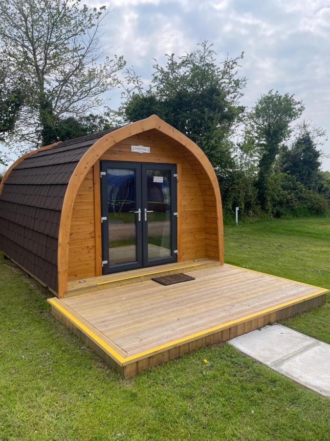 Wall Park Touring Centry Road Camping Бриксам Екстериор снимка
